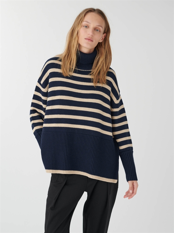 Dea Kudibal Castena Strik, Navy Stripe 
